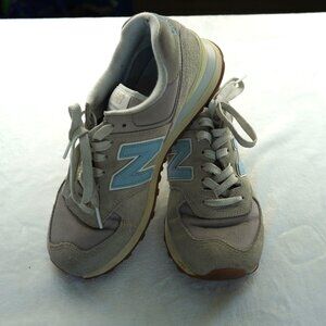 New Balance 574 Light Gray Blue Suede Mesh Sneakers Women’s‎ Size 9